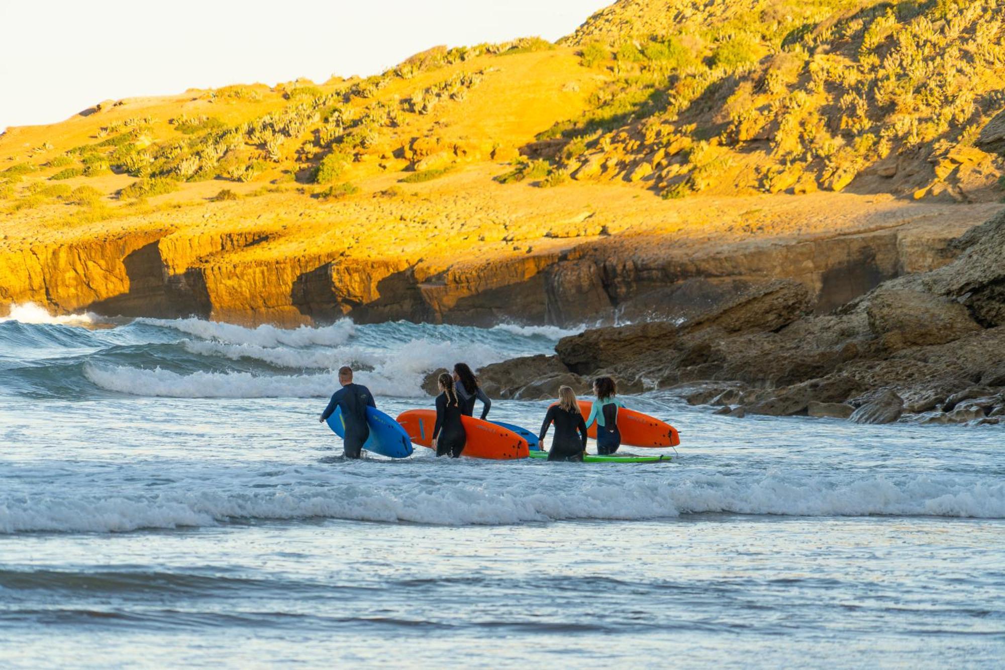 Melo Surf And Yoga Hotel Tamraght Eksteriør billede